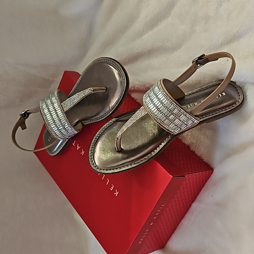 NWT Kelly and Katie Mink Sandals